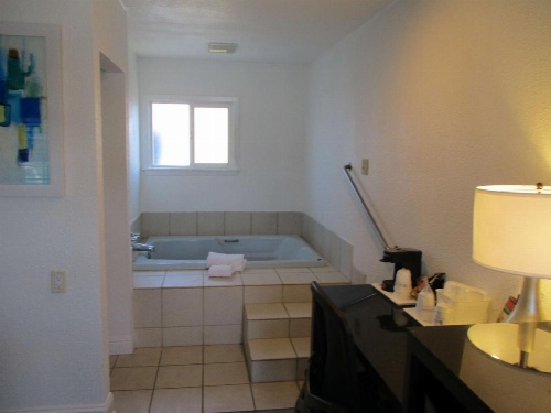 SureStay Hotel by Best Western Seaside Monterey image 7