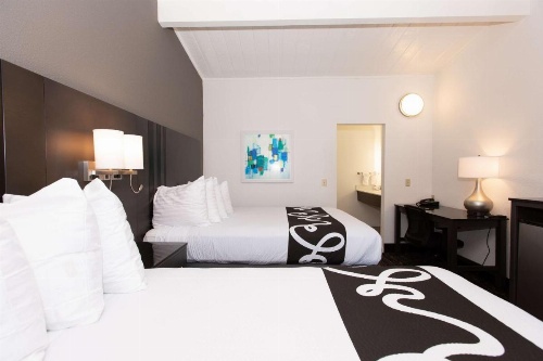 SureStay Hotel by Best Western Seaside Monterey image 16